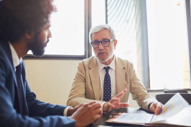 Rachat de crédits professionnels : avantages, fonctionnement et conseils