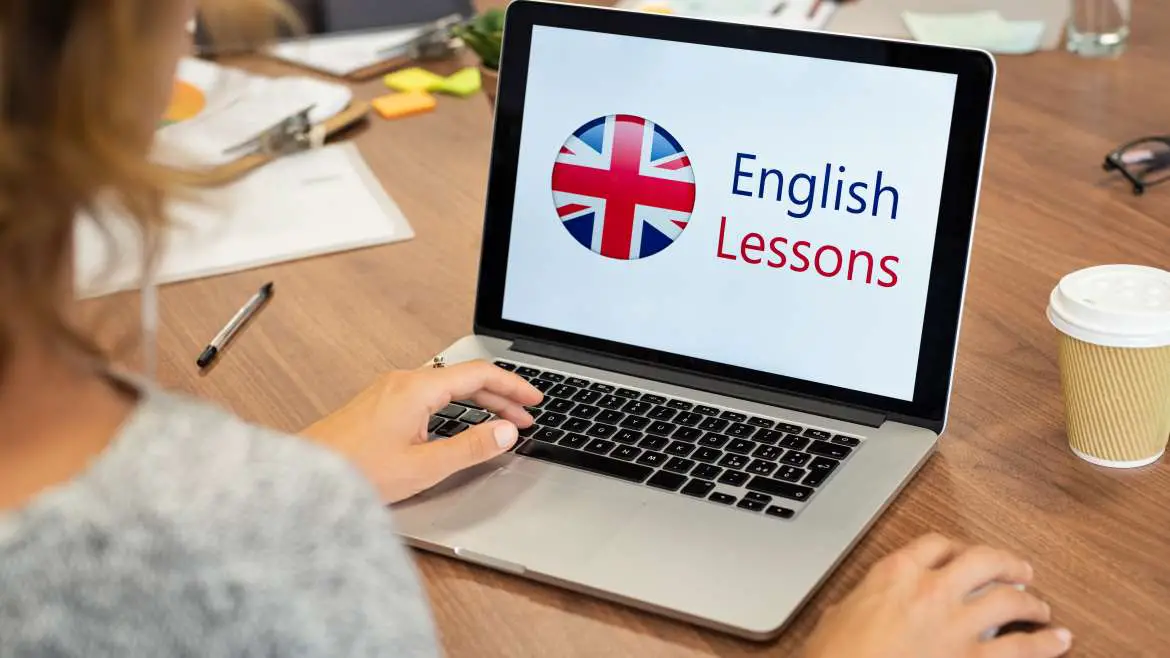 Formation en anglais professionnel : le petit plus indispensable pour votre carrière et vos affaires